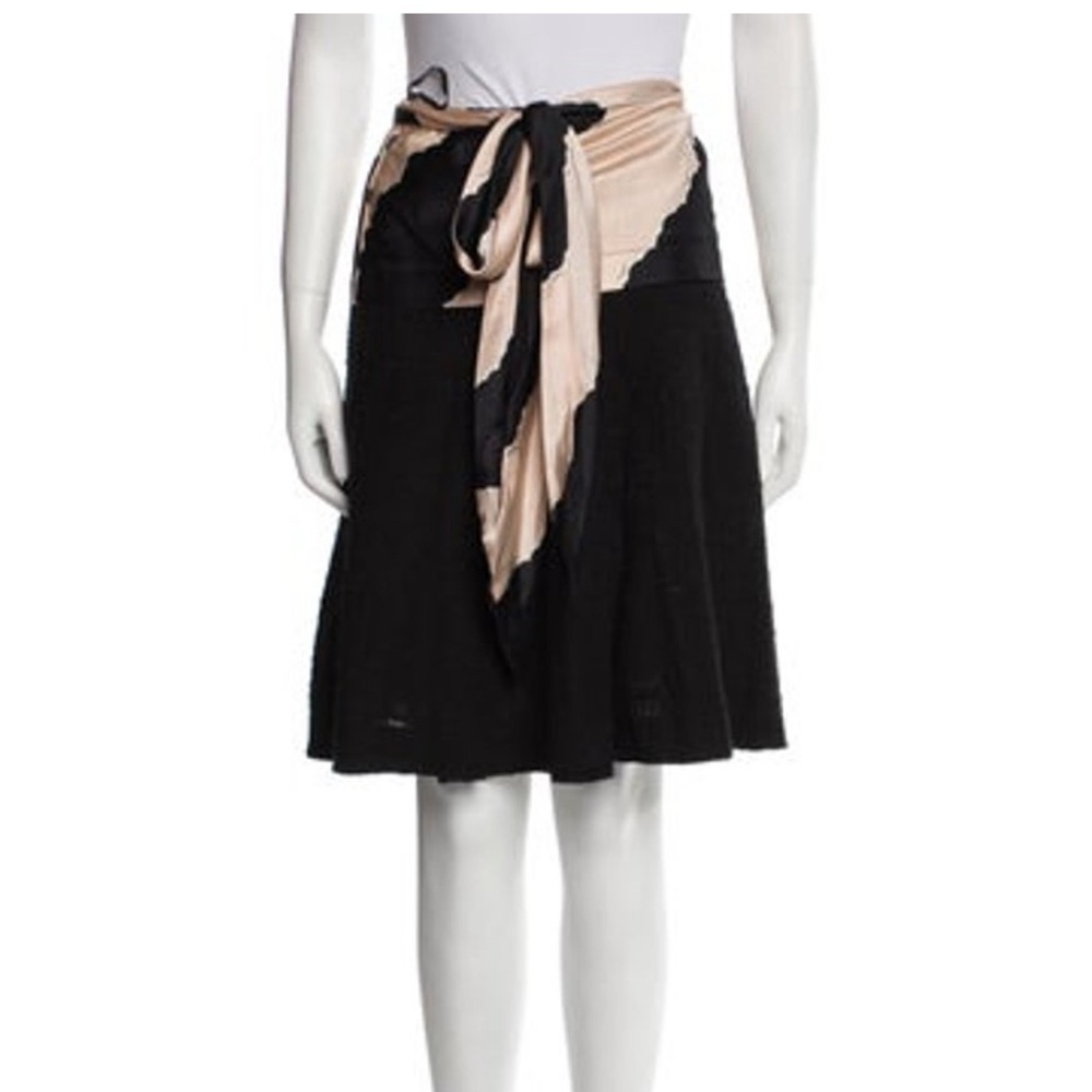 Chanel Vintage Lnee-Leather Skirt